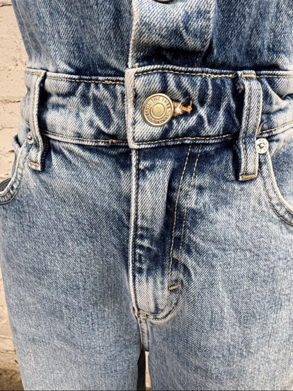 Free People We The Free Shelby Overalls Stone Beach Light Wash Size 27